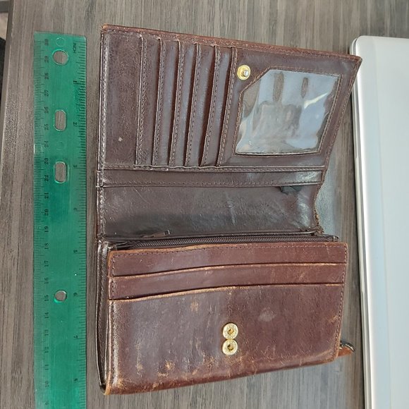 Leather Wallet - Picture 5 of 6